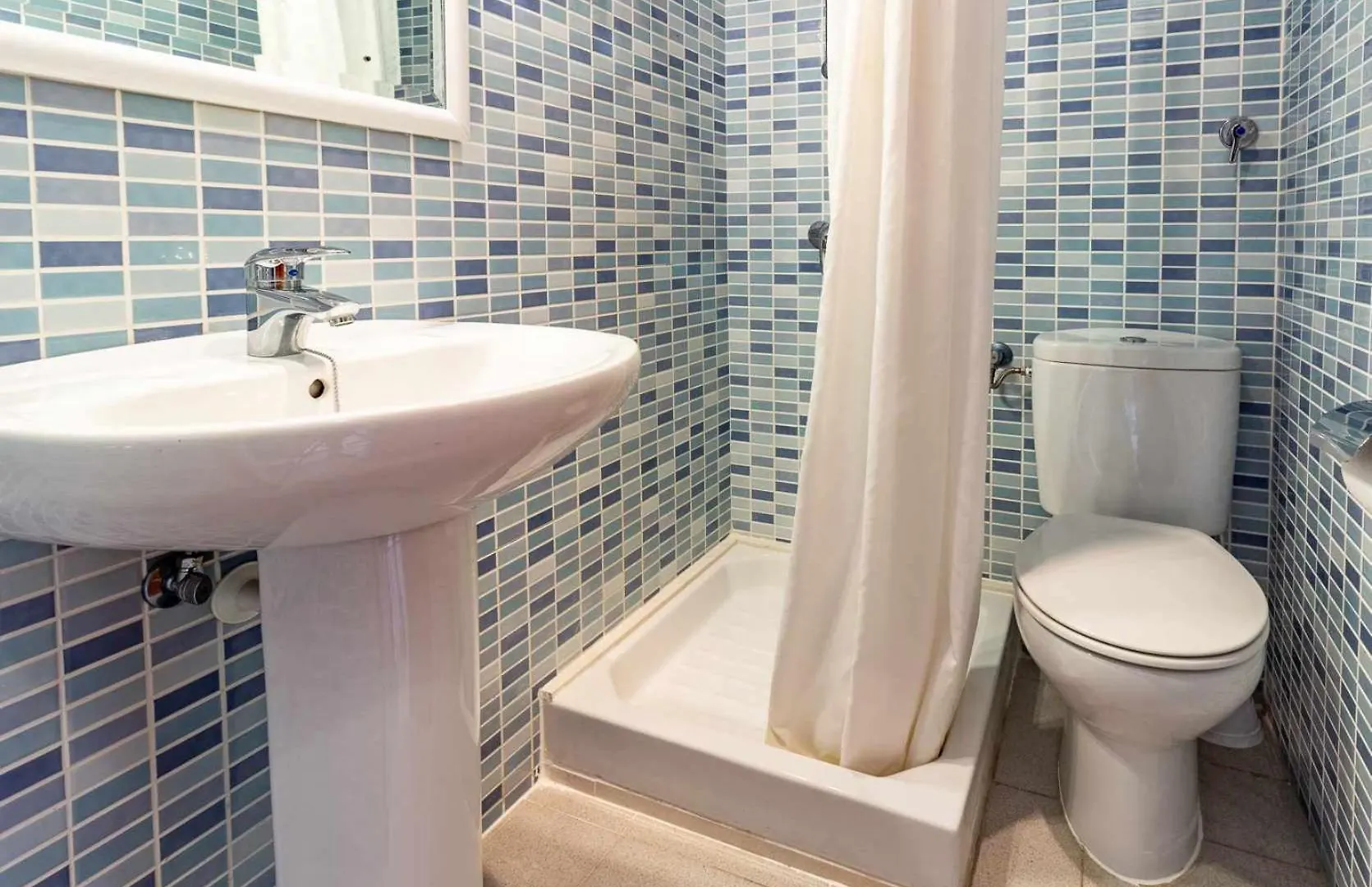 Carrilet 37 Pis Bonito Apartamento Girona 0*,  Spain
